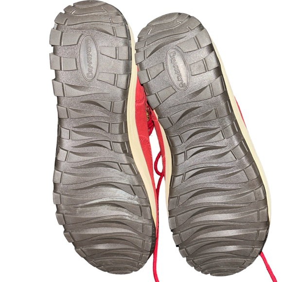 BearPaw Lace Up Boots - Picture 2 of 4